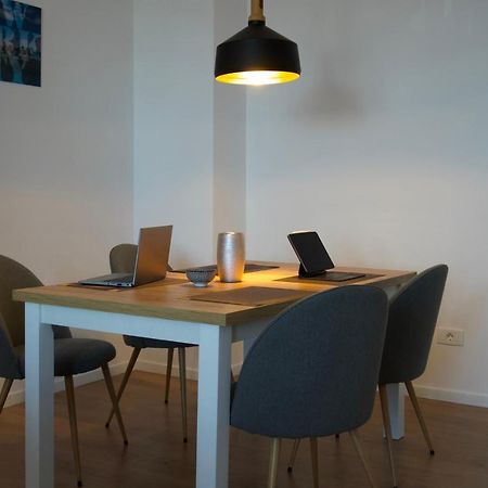 Chronos Apartment - Modern And Stylish Timisoara Bagian luar foto